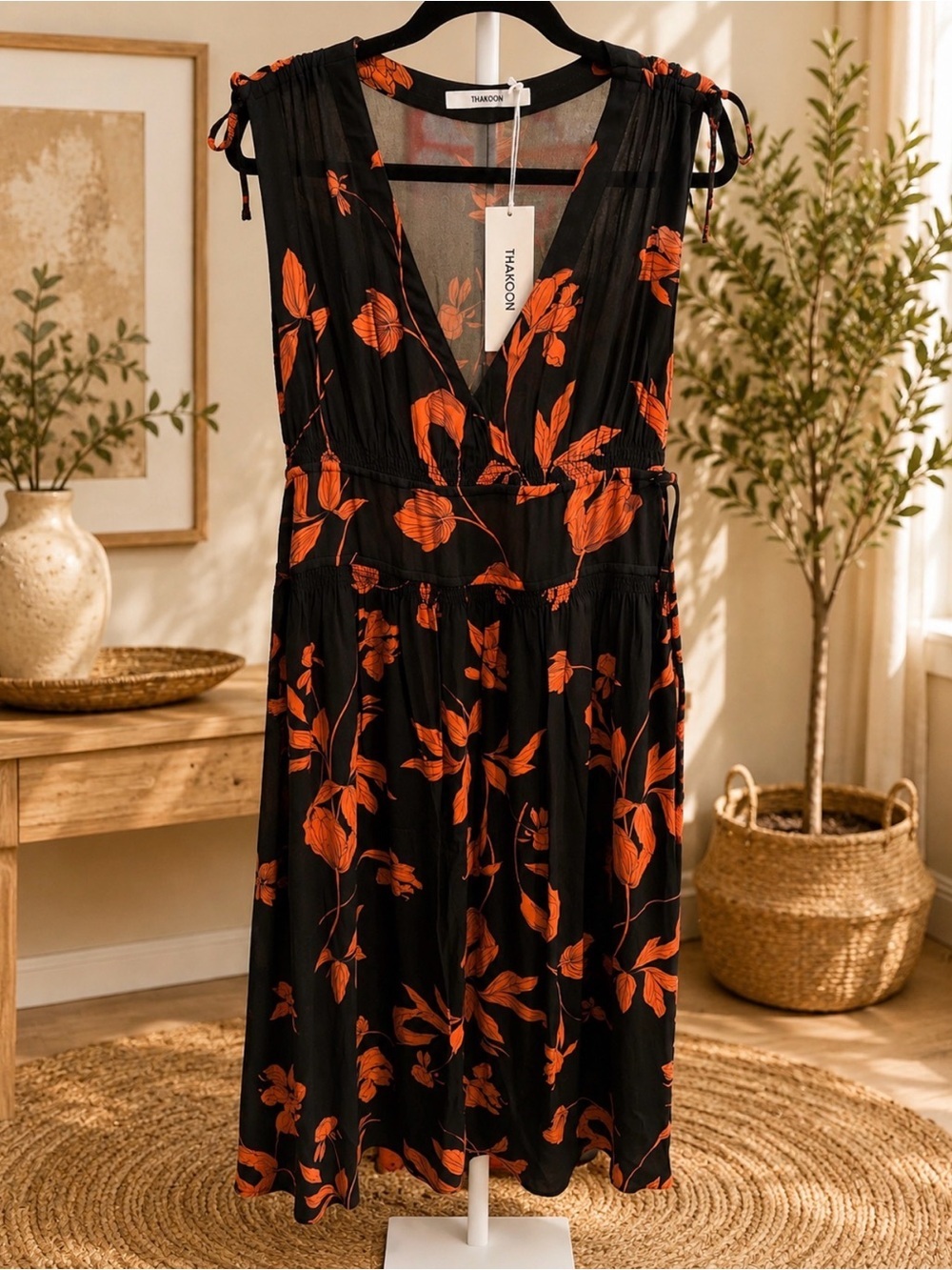 Thakoon Black Floral V-Neck Midi Dress with Orange Print Sz 4 P2P 18’